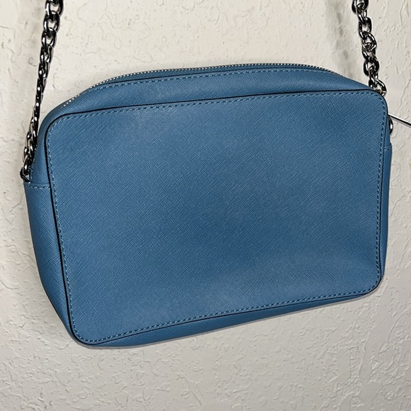 Michael Kors Saffiano Leather Crossbody Bag w/ dust bag - Picture 5 of 10